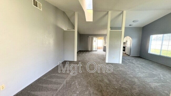 Building Photo - 12643 Gorham St