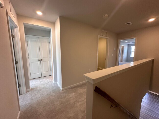 Building Photo - 3bd/2.5ba Townhome for rent @ Triple Crown in Durham
