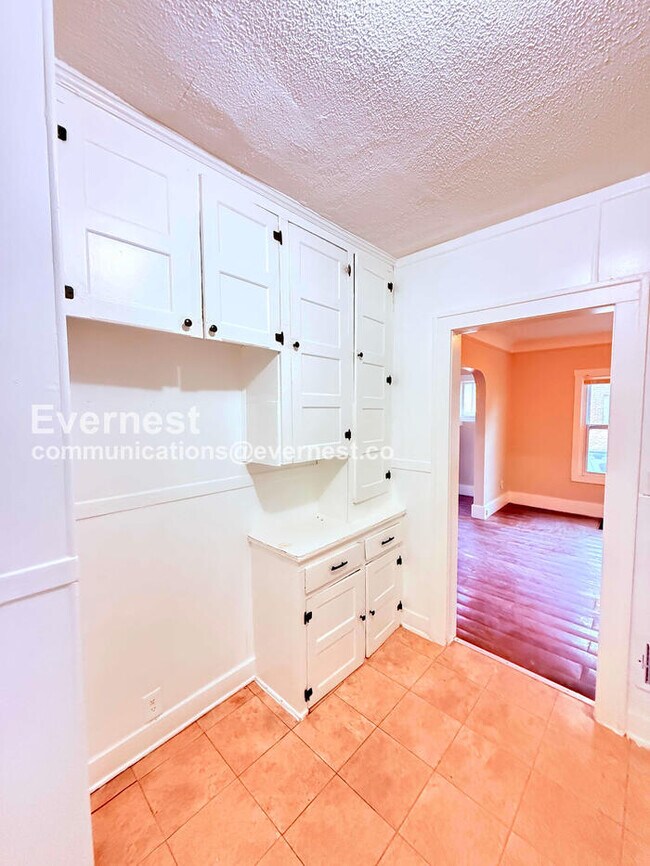 Building Photo - 12019 Stoepel St