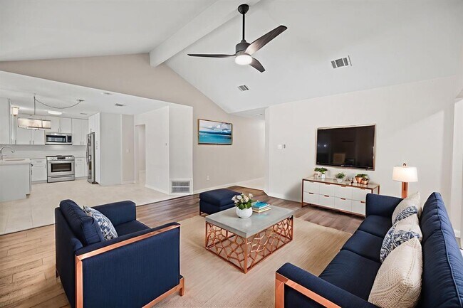 Building Photo - 13002 Esplanade St