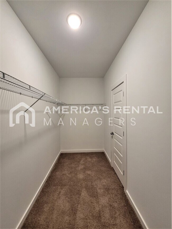 Building Photo - 104 Flintlock Wy