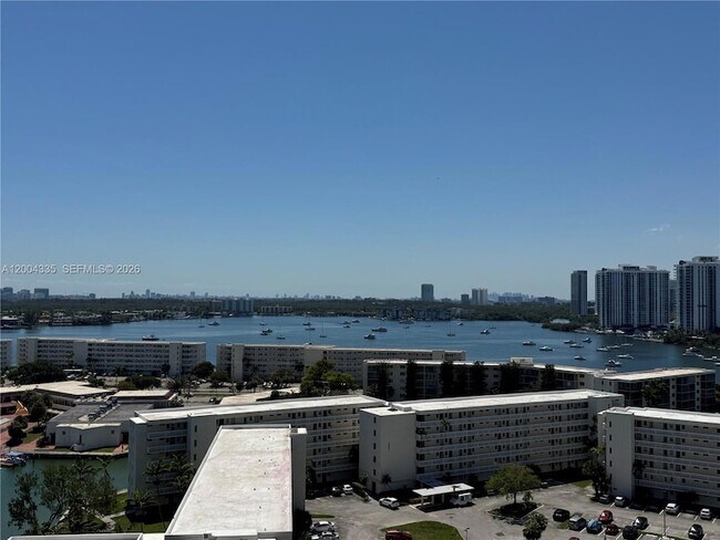 Building Photo - 18041 Biscayne Blvd