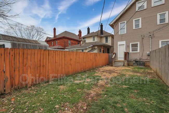 Building Photo - 293 E Woodrow Ave