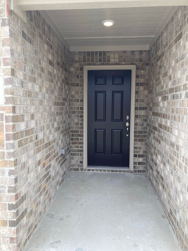 Building Photo - 3007 Boran Dr