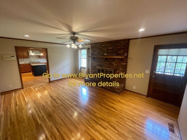 Building Photo - 1250 Dalemere Dr