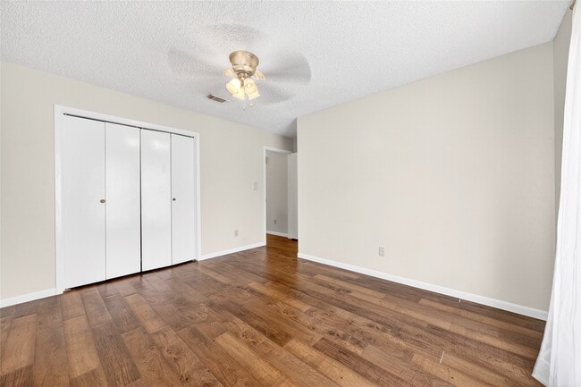 Building Photo - 11103 Bellerive Dr