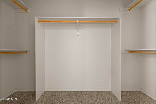 Building Photo - 369 Emerald Acres St