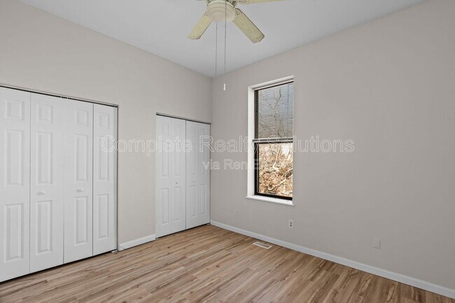 Building Photo - 2221-2223 Rutger Street