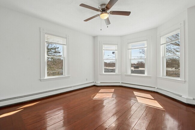 Building Photo - 78 Grove St