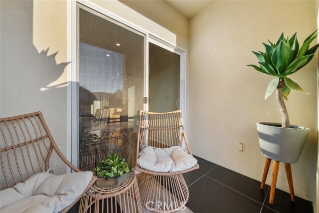 Building Photo - 24505 Town Center Dr