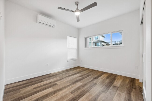 Building Photo - 22 Maiaku St