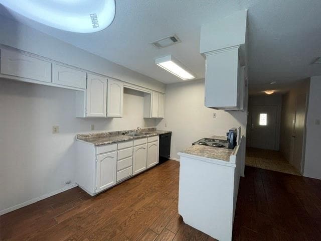Building Photo - 7536 Meadowlark Ln N