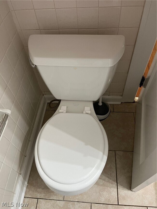 Building Photo - 6156 Kelsey Rd