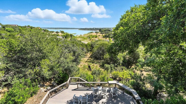 Building Photo - 1240 Canyon Springs Dr