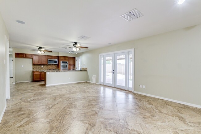 Building Photo - GORGEOUS FULLY REMODELED 3 BEDROOM, 2 BATH...