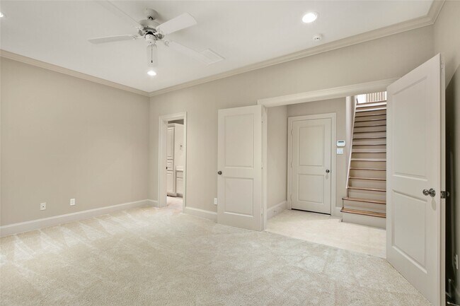 Building Photo - 4 Waterway Ct