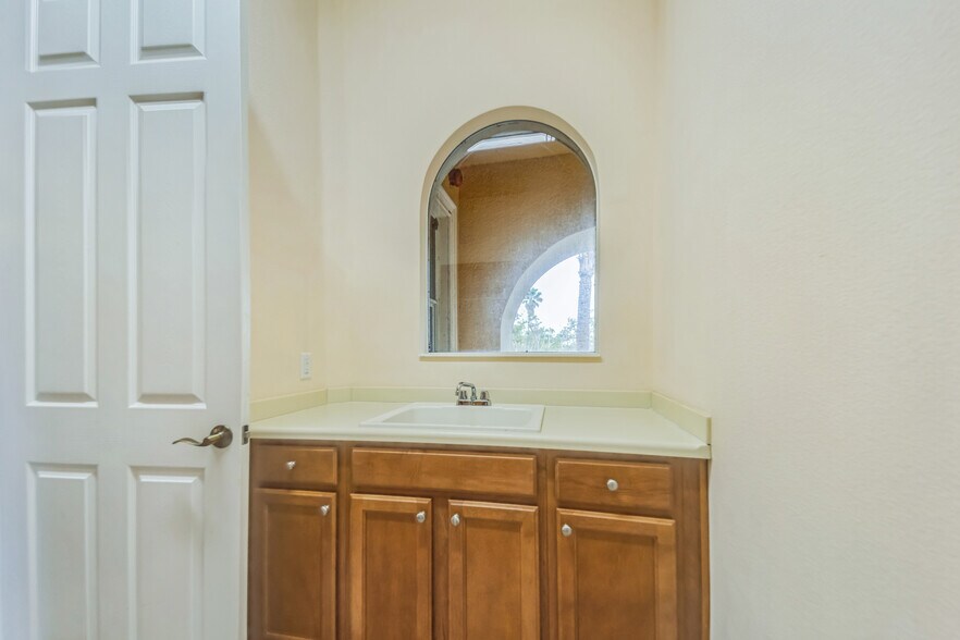 laundry room/ 2nd pantry and storage - 1408 3rd Street Cir E