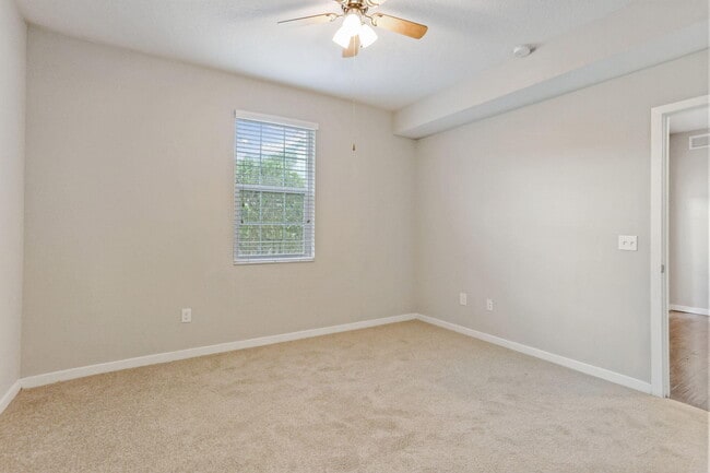 Building Photo - 3611 High Ridge Rd