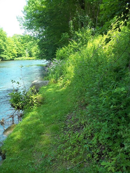 Rivers edge - 6201 NY-42