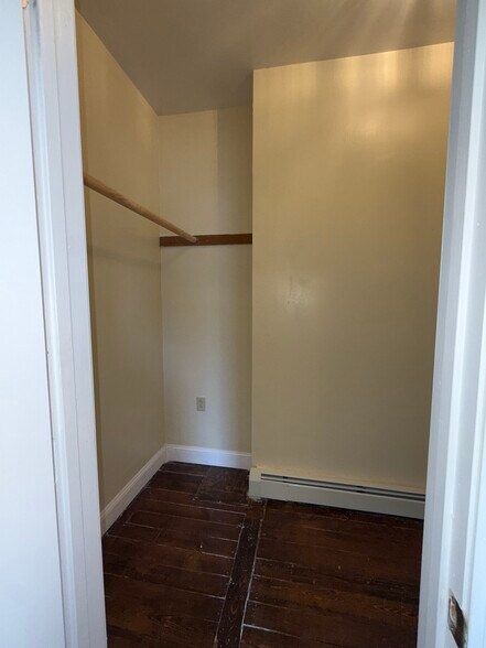 Building Photo - 60 Comstock Ave