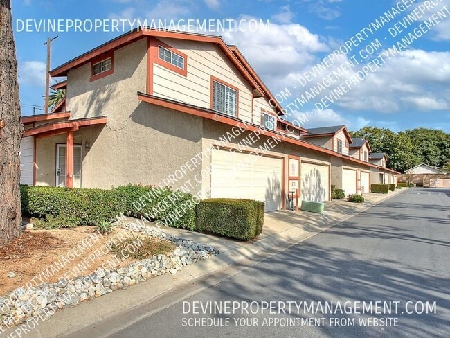 Building Photo - 902 California Privado