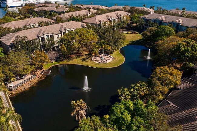 Building Photo - 943 Normandy Trace Rd