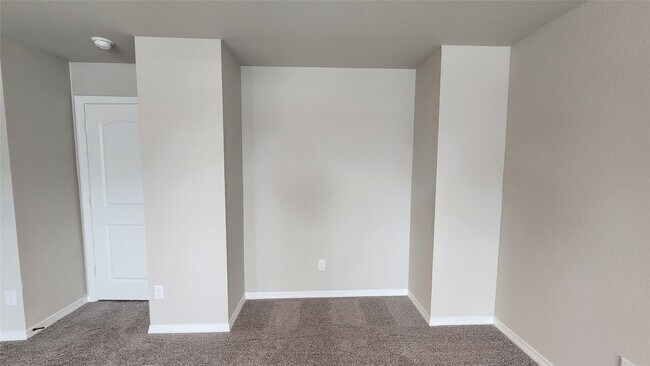 Building Photo - 8009 Scanlan Trl