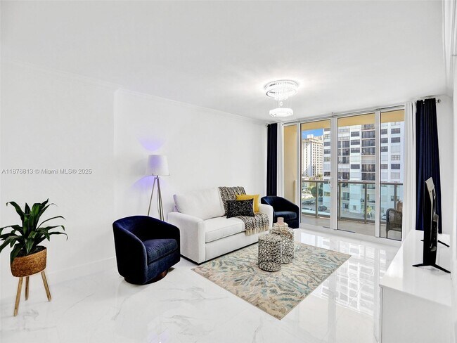 Building Photo - 2501 S Ocean Dr