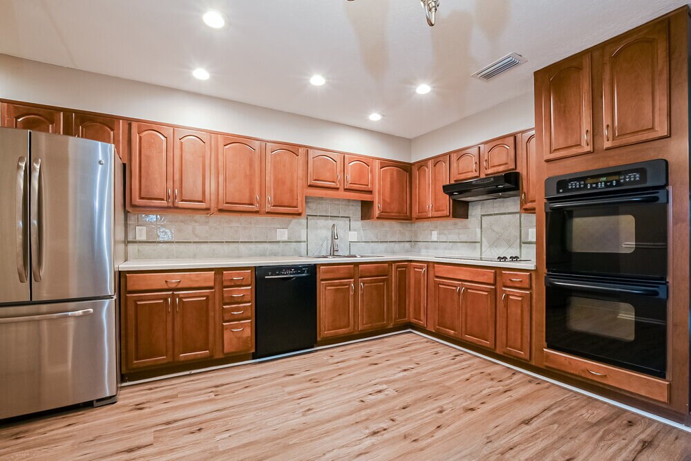 Building Photo - 522 Westport Dr