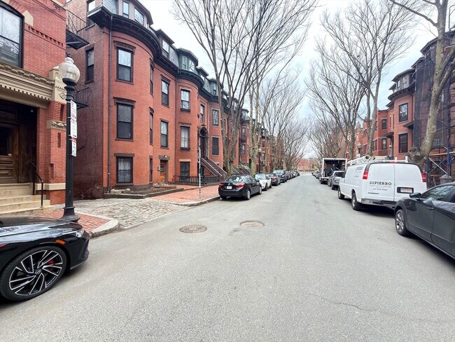 Building Photo - 420 Massachusetts Ave