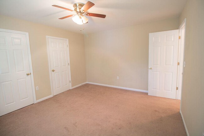 Building Photo - 5307 E Trikalla Dr