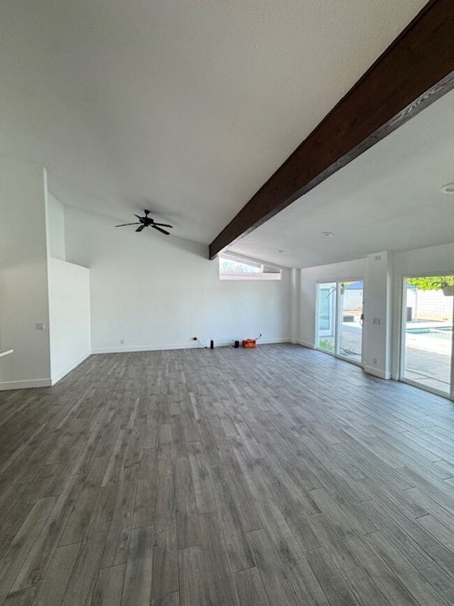 Building Photo - Welcome to your Palm Springs Retreat!