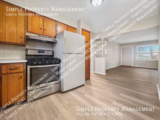 Building Photo - 1888 30th St SW