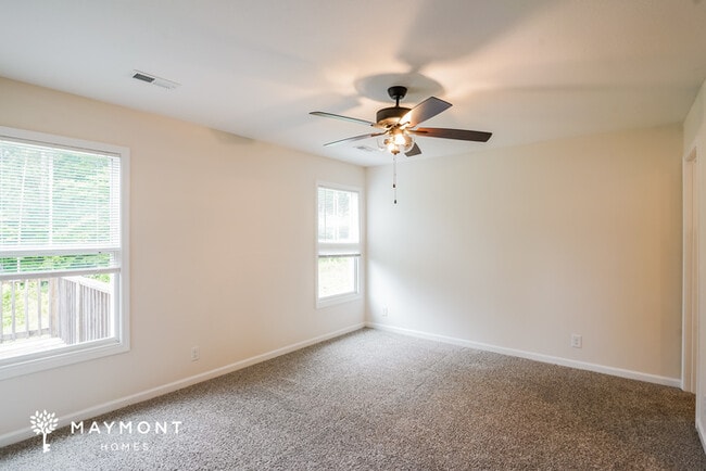 Building Photo - 1210 Cottonwood Dr