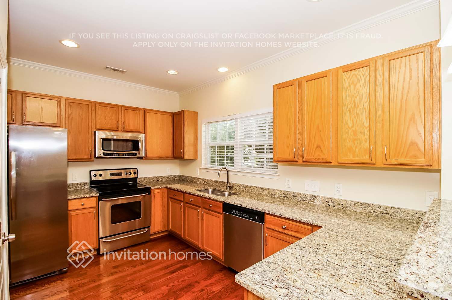 Building Photo - 11147 Aprilia Ln