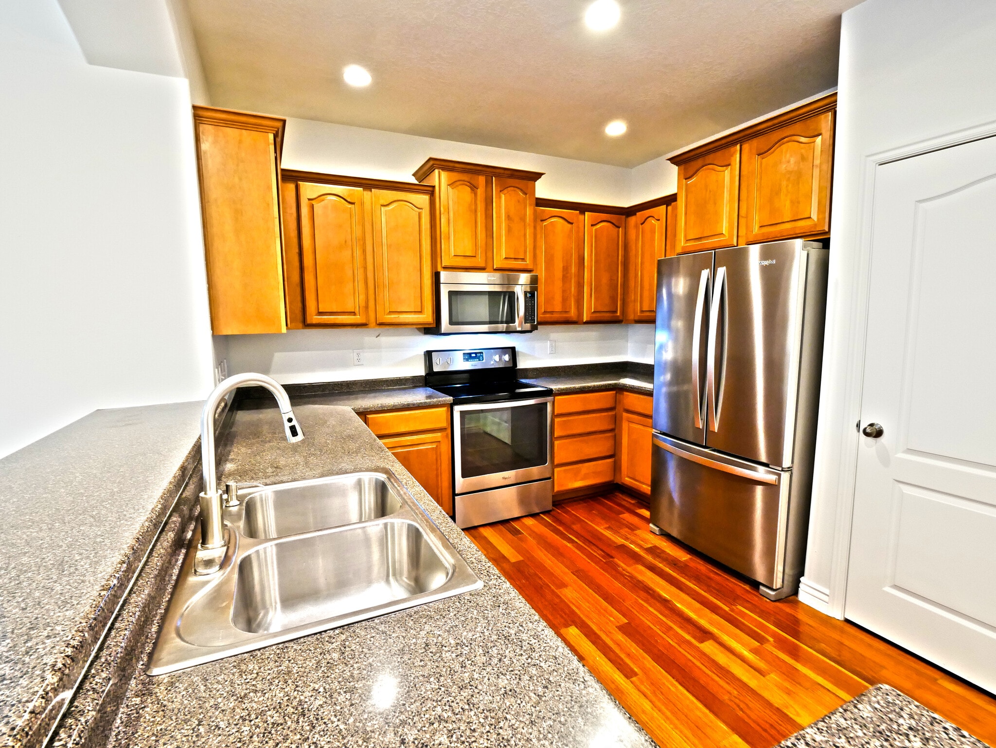 Building Photo - 3953 W Watkins Way