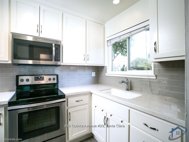 Building Photo - 840 Quince Ave