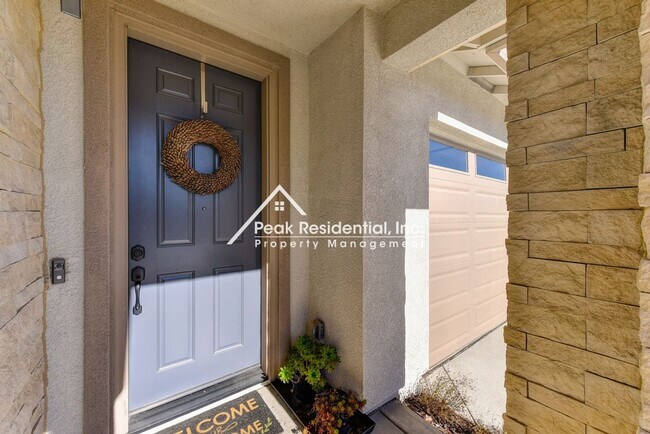 Building Photo - 4 Bedroom, 3 Bath Home in Rancho Cordova