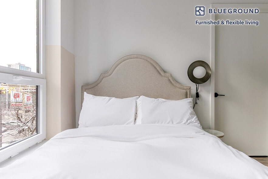 Building Photo - 61 W Erie St