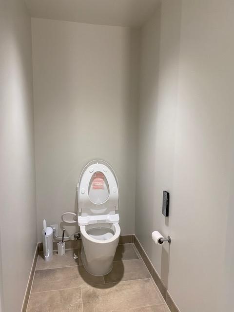 Building Photo - 1001 Queen St