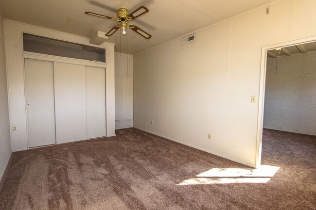 Building Photo - Two Bedroom Prescott Home - HOLD