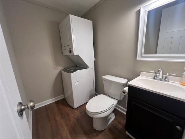 Building Photo - 48 Quarry St