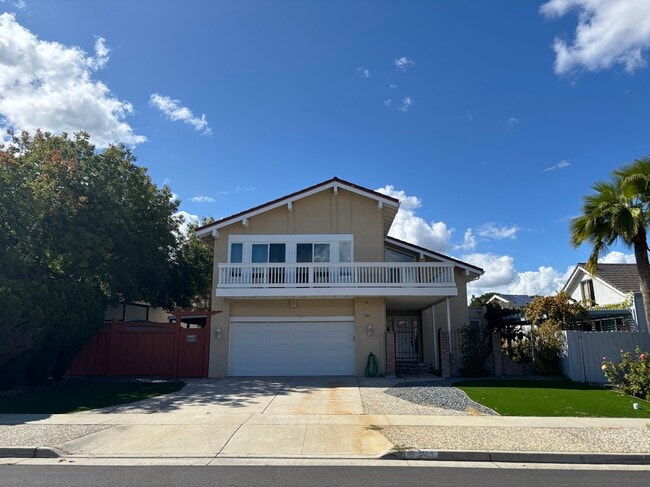 Building Photo - 6311 Benzo Dr