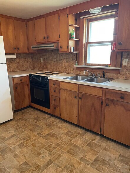 kitchen - 6 S 2nd St