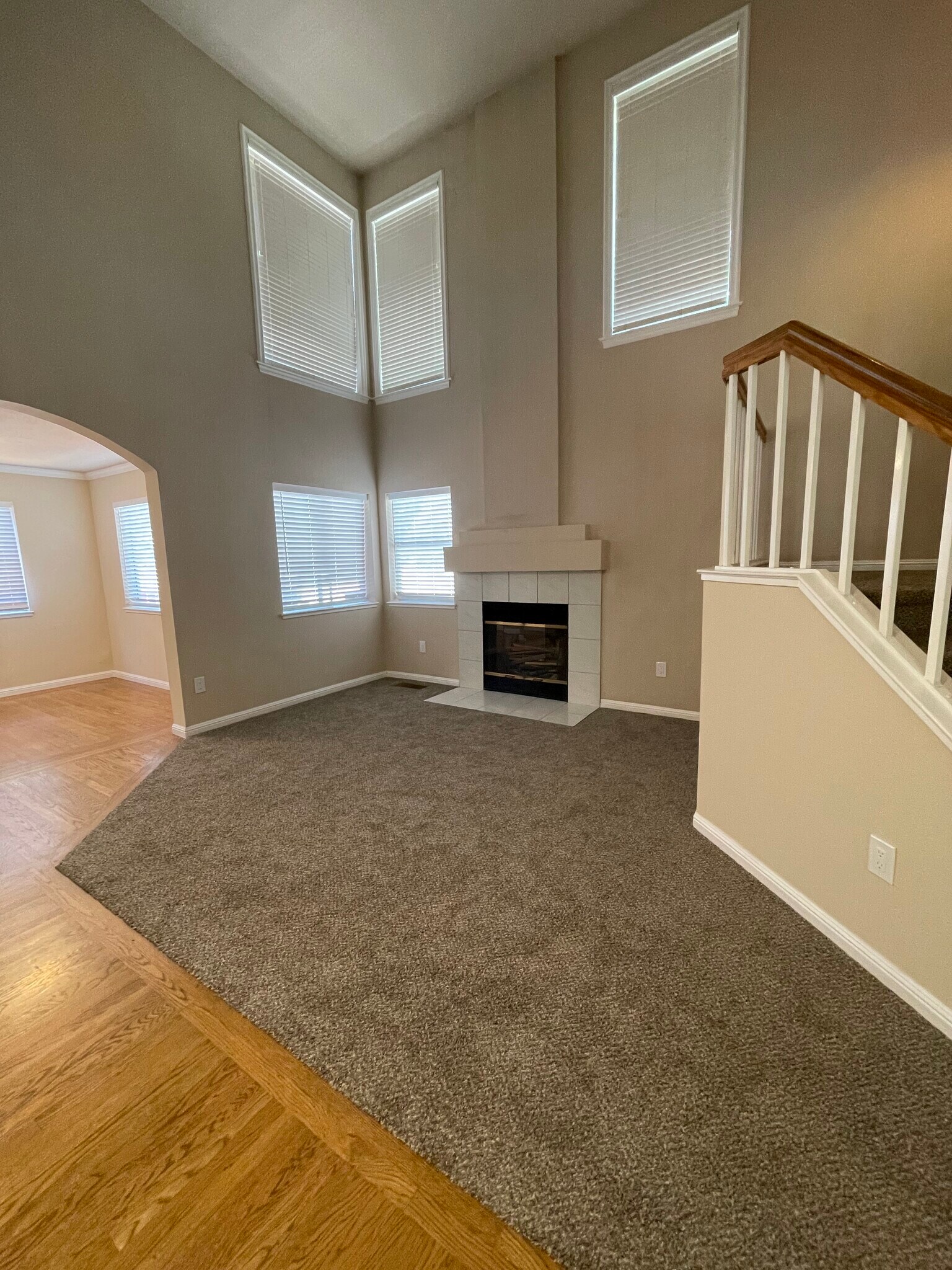 Building Photo - 423 Kinsmill Ct
