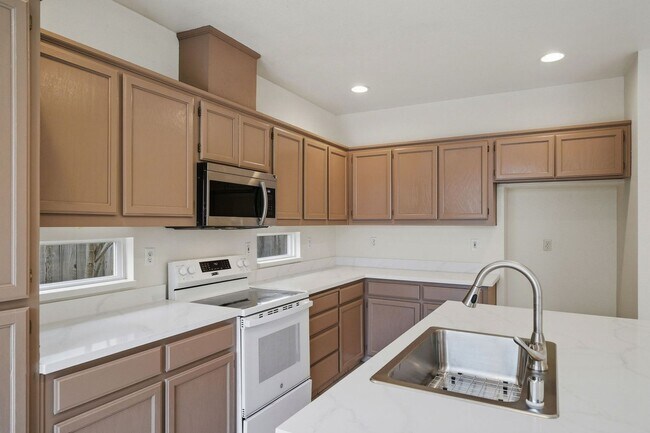 Building Photo - 1263 Montgomery Ln