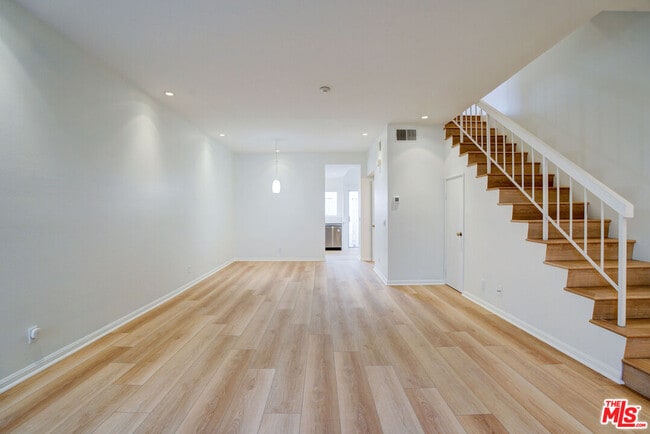 Building Photo - 2405 34th St