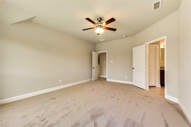 Building Photo - 800 Bird Creek Dr