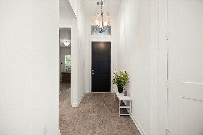 Building Photo - 10722 Hidden Rock Dr