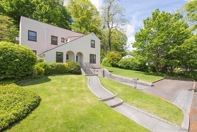 Building Photo - 63 Avondale Rd